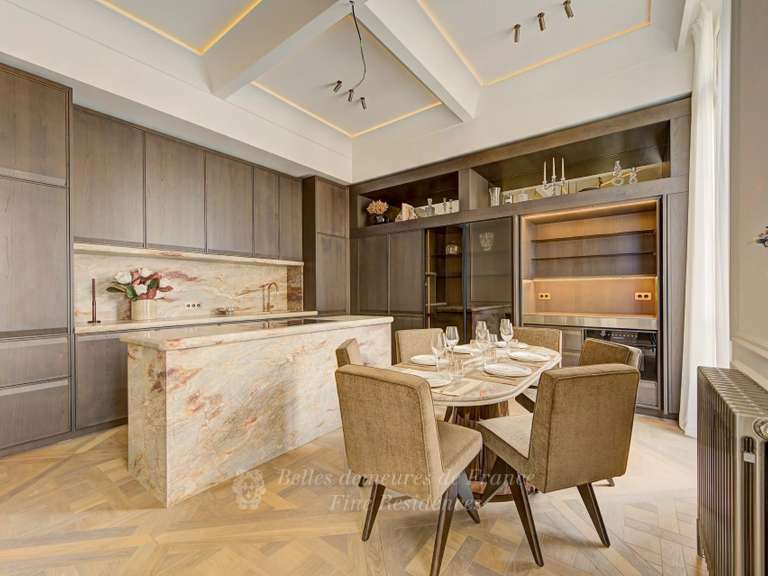 Apartment Paris 8e - 5 bedrooms - 372m²