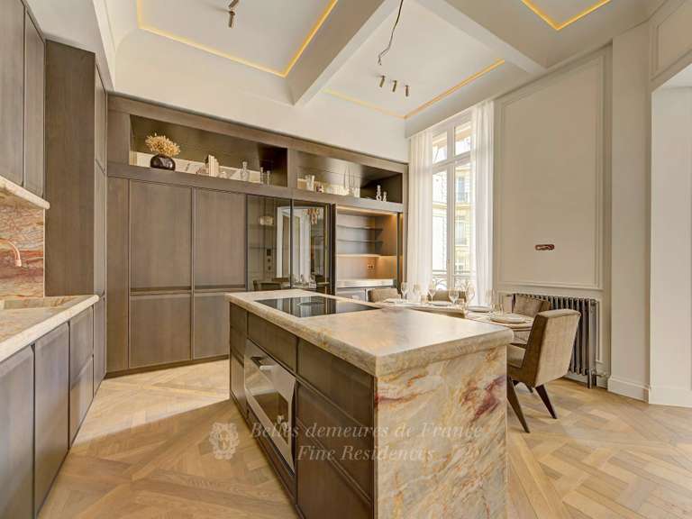 Apartment Paris 8e - 5 bedrooms - 372m²