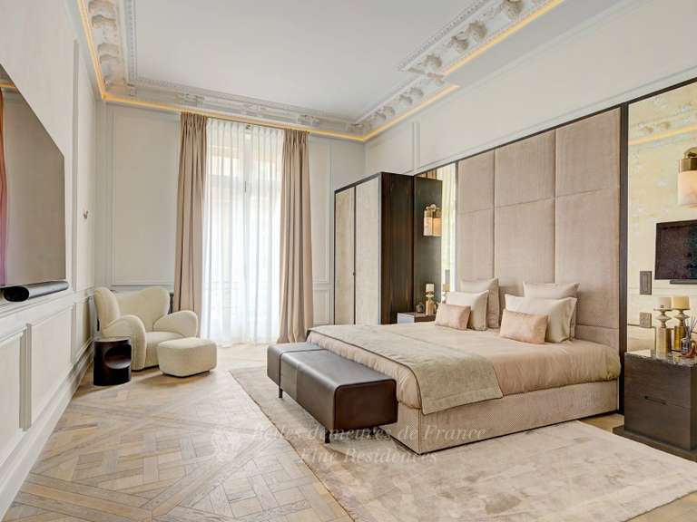 Apartment Paris 8e - 5 bedrooms - 372m²