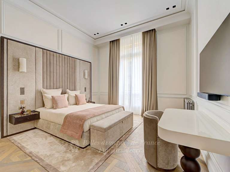 Apartment Paris 8e - 5 bedrooms - 372m²