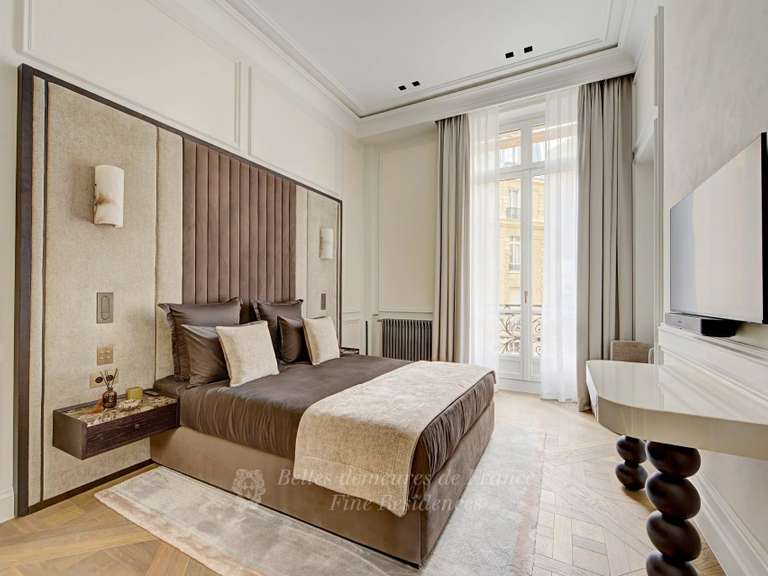 Apartment Paris 8e - 5 bedrooms - 372m²