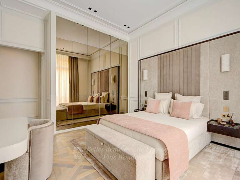 Apartment Paris 8e - 5 bedrooms - 372m²