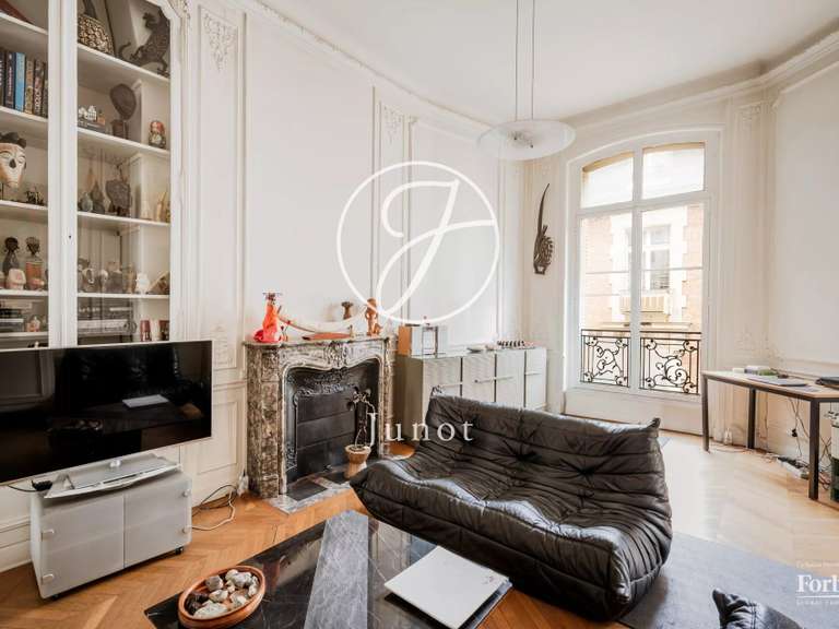 Appartement Paris 8e - 4 chambres - 176m²