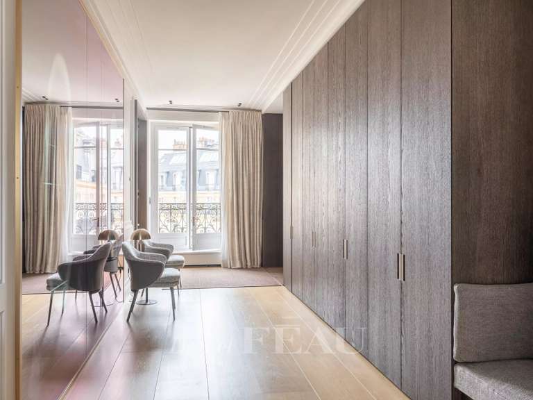 Appartement Paris 8e - 4 chambres - 368m²