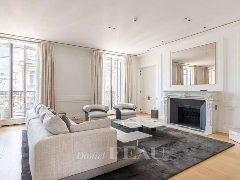 Appartement Paris 8e - 4 chambres - 368m²