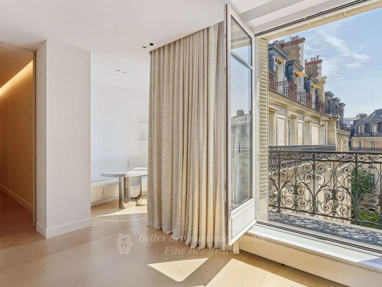 Appartement Paris 8e - 4 chambres - 368m²
