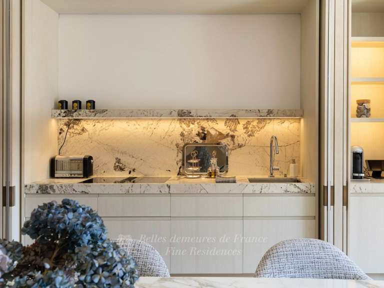 Appartement Paris 8e - 4 chambres - 368m²
