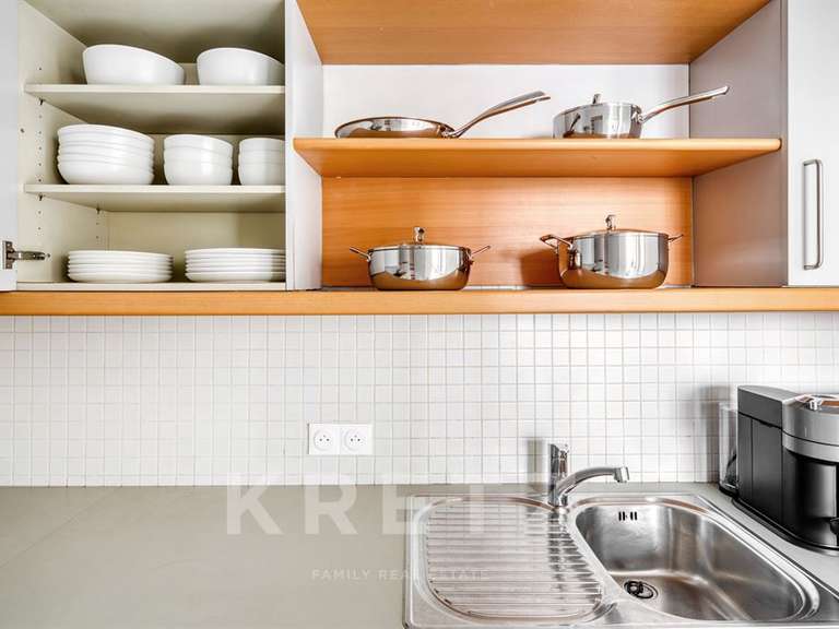 Appartement Paris 8e - 1 chambre - 65m²