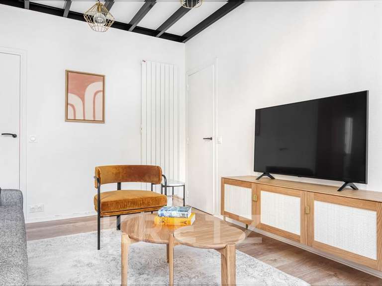 Appartement Paris 8e - 1 chambre - 65m²