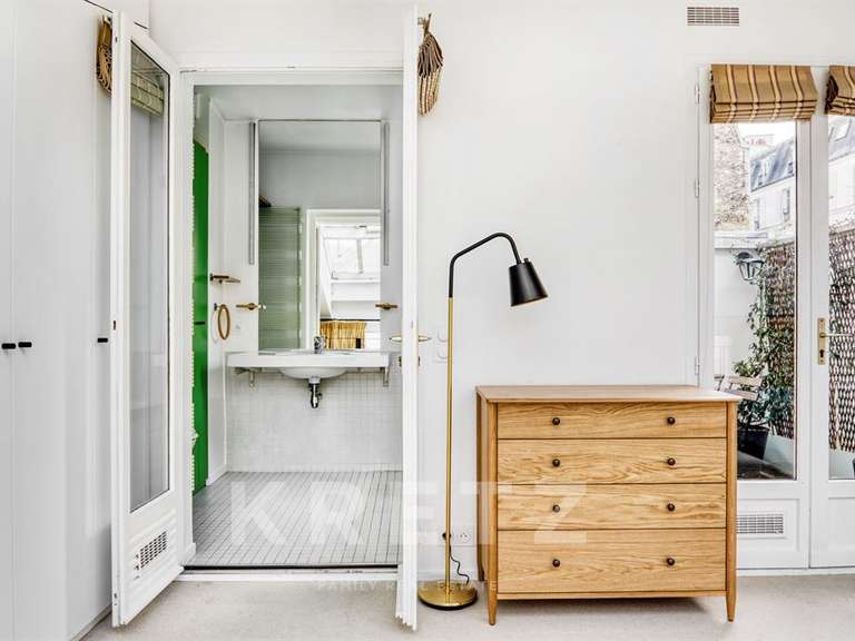 Appartement Paris 8e - 1 chambre - 65m²