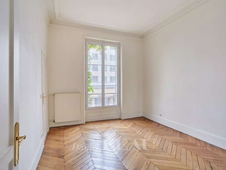 Appartement Paris 8e - 4 chambres - 166m²