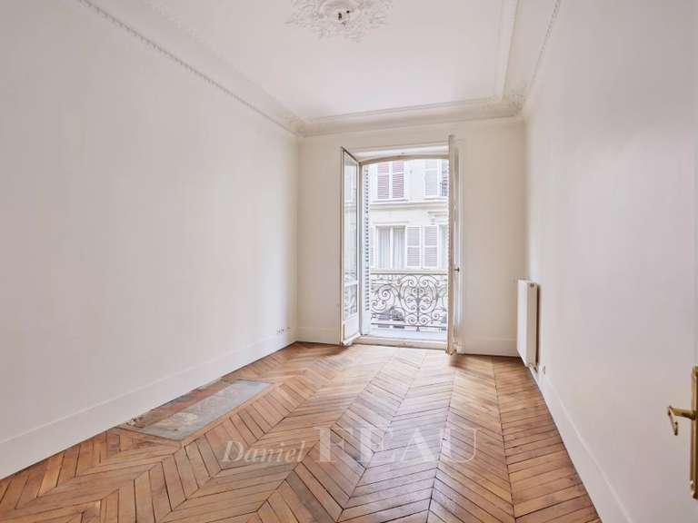 Appartement Paris 8e - 4 chambres - 166m²