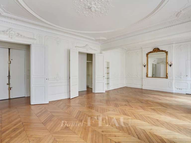 Appartement Paris 8e - 4 chambres - 166m²
