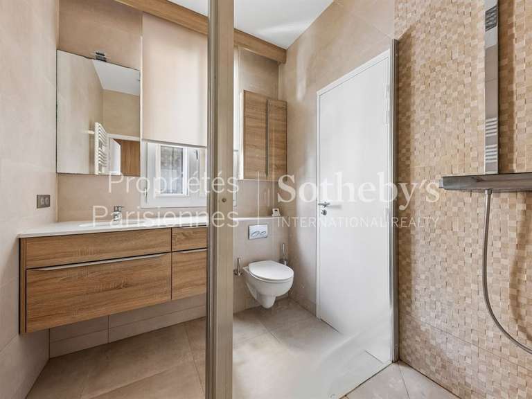 Appartement Paris 8e - 1 chambre - 74m²