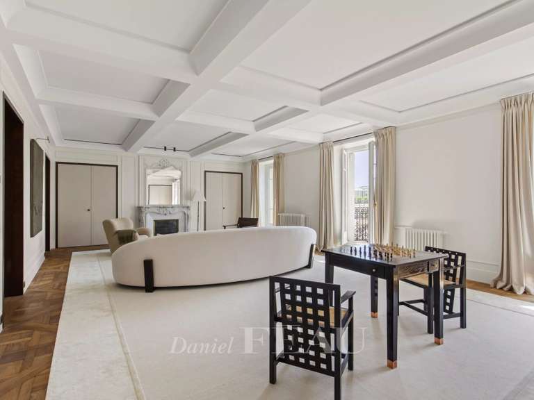 Appartement Paris 8e - 3 chambres - 319m²