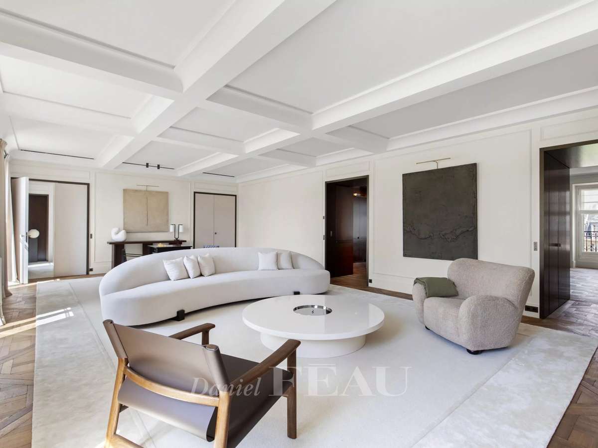 Apartment Paris 8e