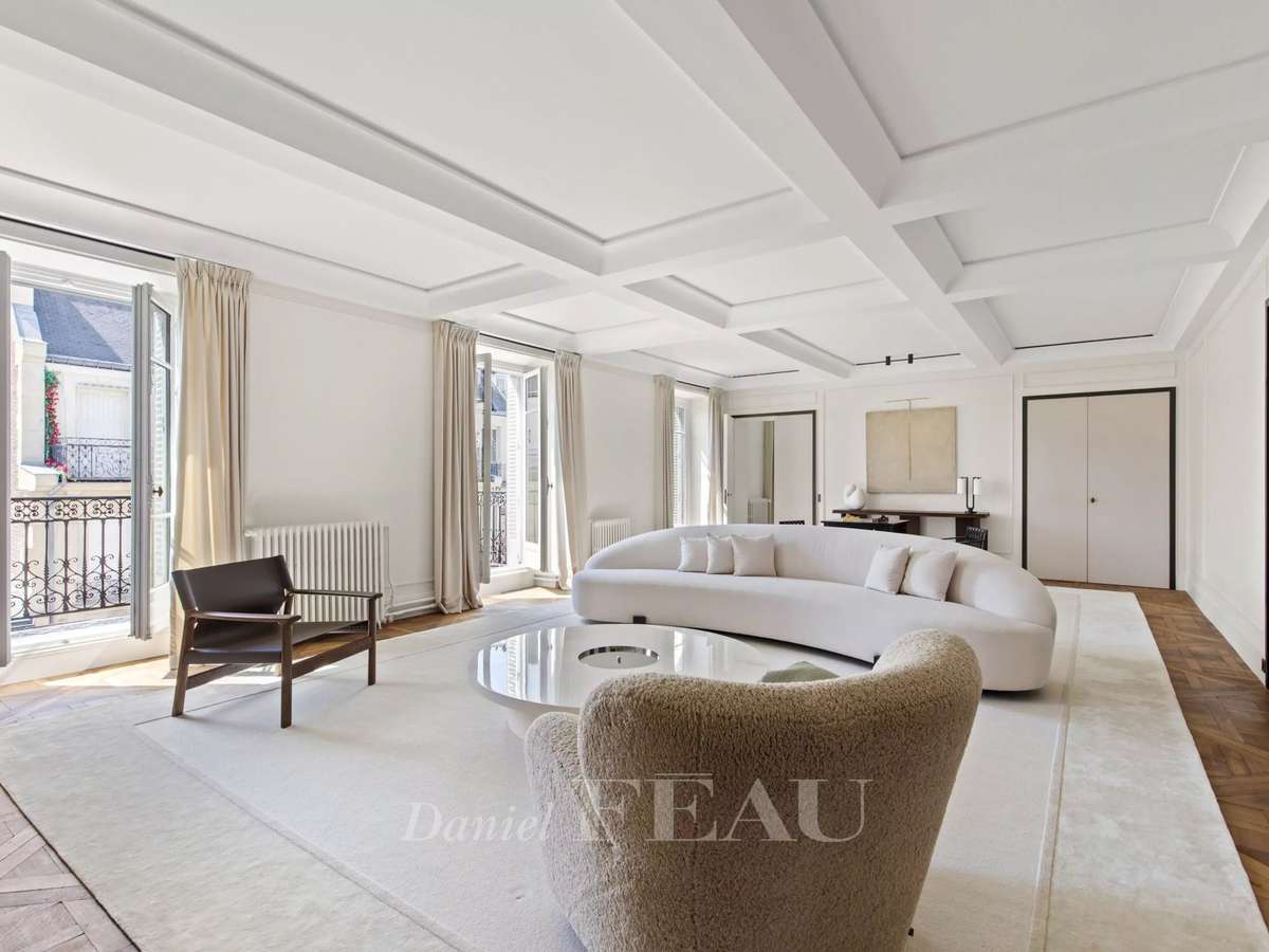 Apartment Paris 8e