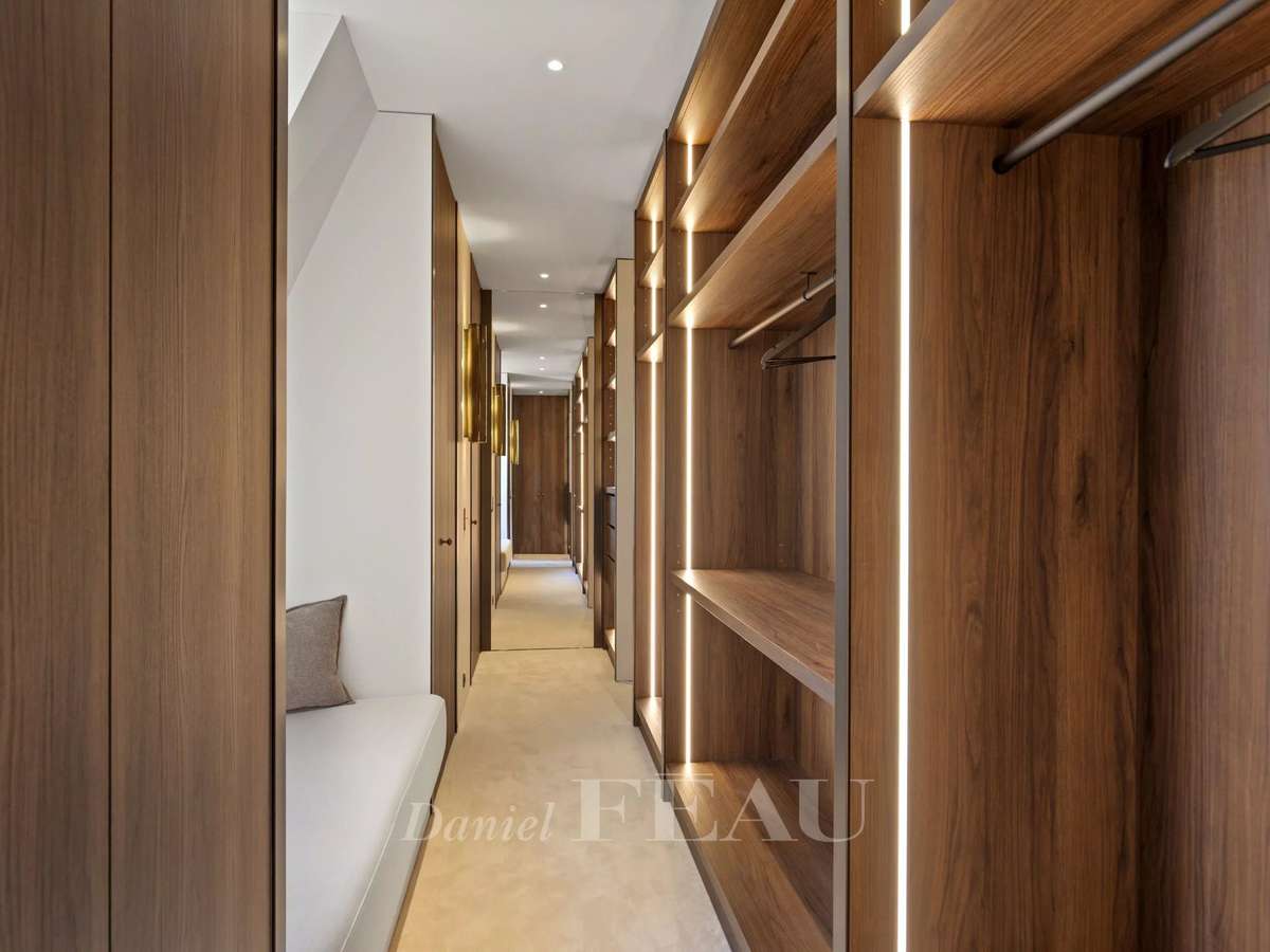 Apartment Paris 8e