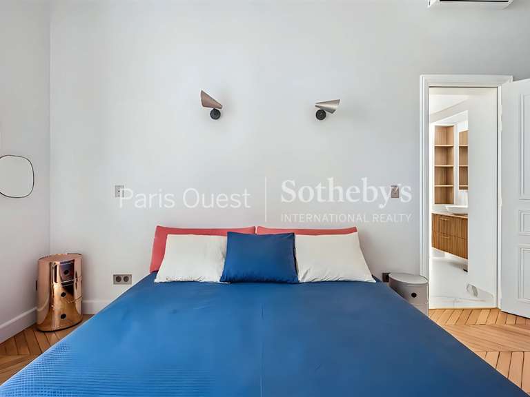 Appartement Paris 8e - 3 chambres - 172m²