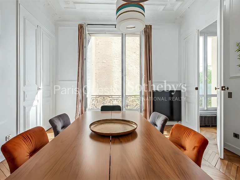 Appartement Paris 8e - 3 chambres - 172m²