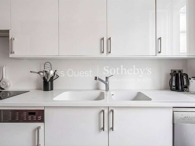 Appartement Paris 8e - 3 chambres - 172m²
