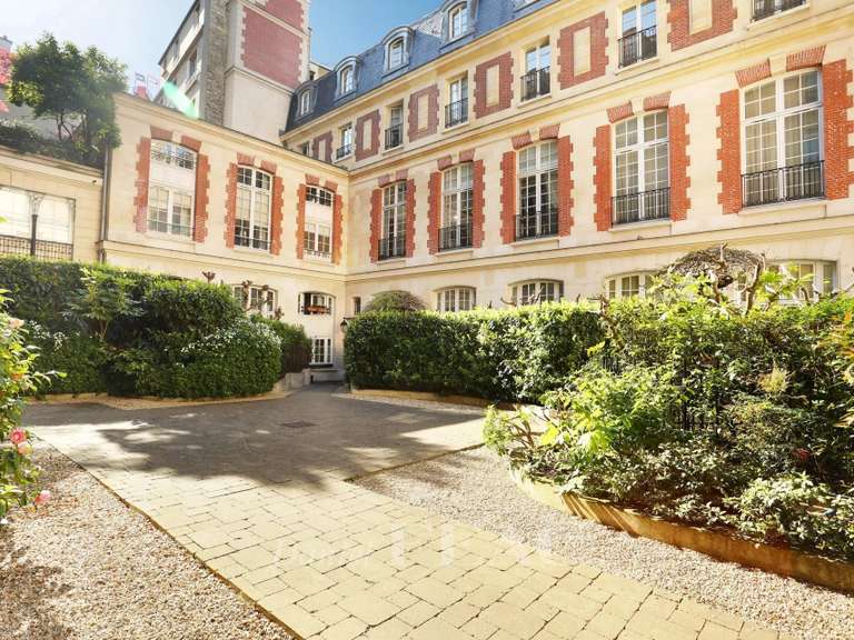 Appartement Paris 8e - 4 chambres - 231m²