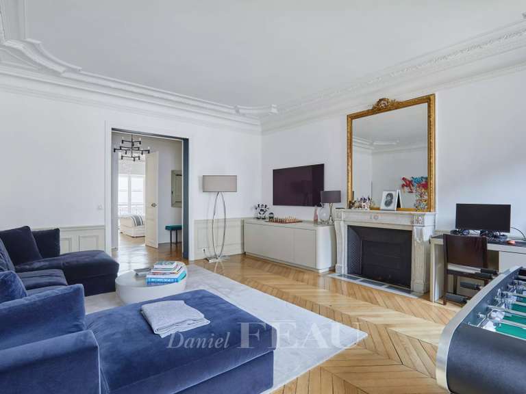 Appartement Paris 8e - 3 chambres - 167m²