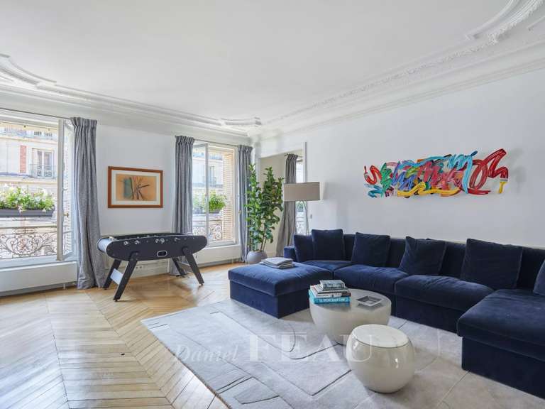 Appartement Paris 8e - 3 chambres - 167m²