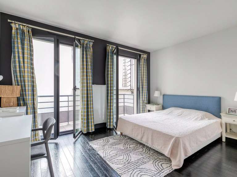 Appartement Paris 8e - 2 chambres - 93m²