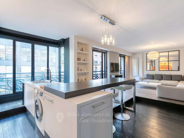 Appartement Paris 8e - 2 chambres - 93m²