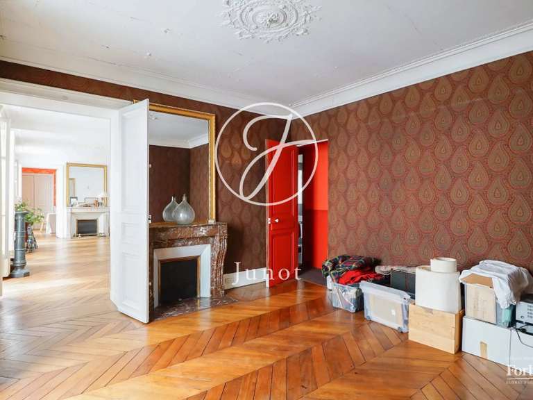 Appartement Paris 8e - 4 chambres - 177m²