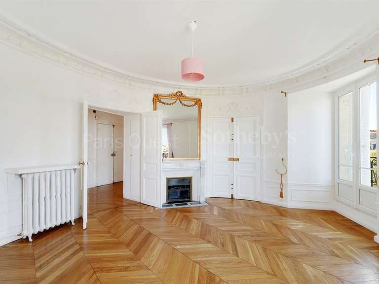 Appartement Paris 8e - 3 chambres - 146m²