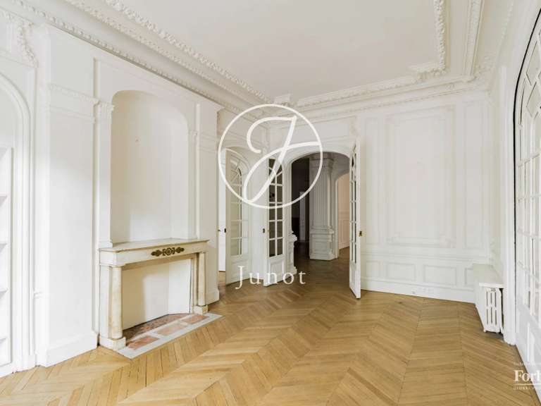 Appartement Paris 8e - 3 chambres - 287m²