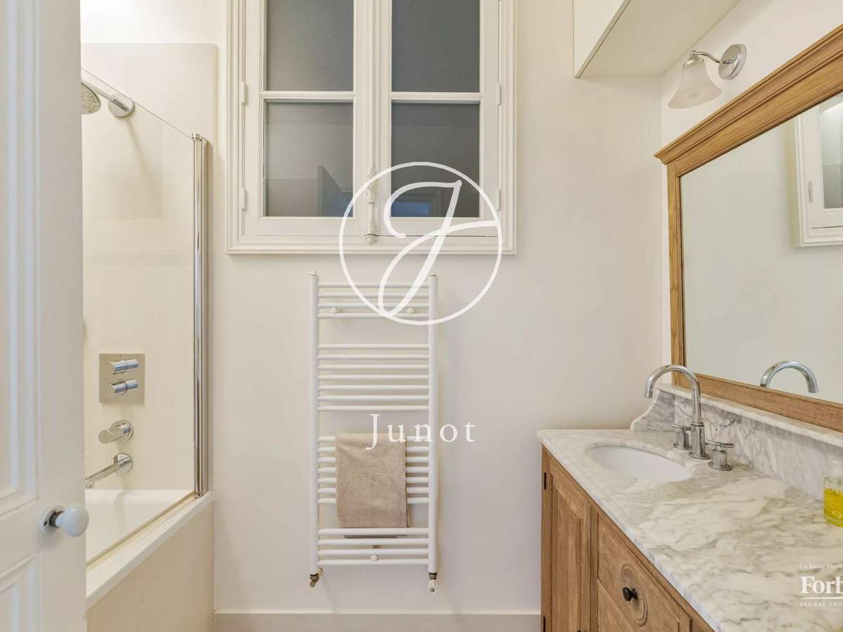 Appartement Paris 8e