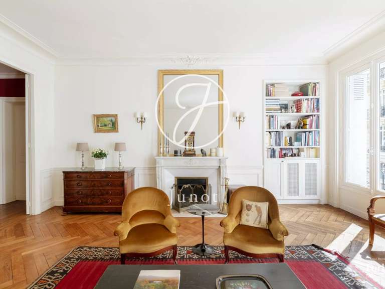 Appartement Paris 8e - 4 chambres - 183m²