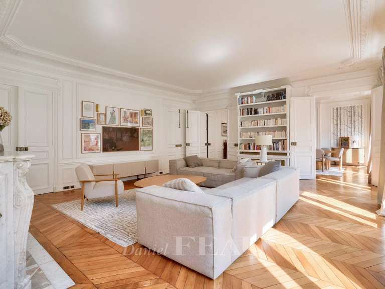 Appartement Paris 8e - 4 chambres - 206m²
