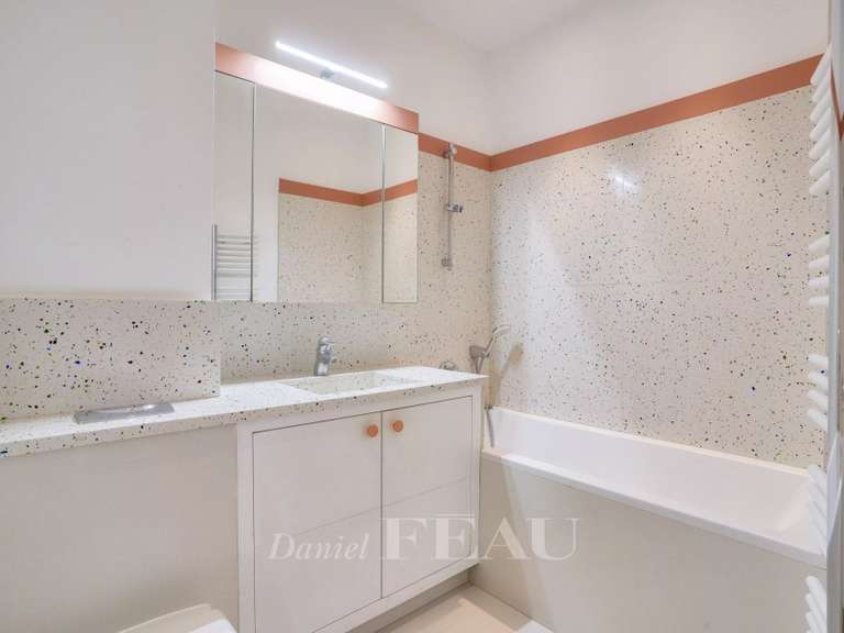 Appartement Paris 8e - 4 chambres - 206m²