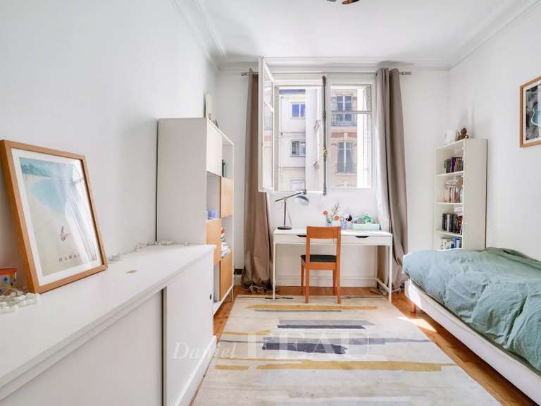 Appartement Paris 8e - 4 chambres - 206m²