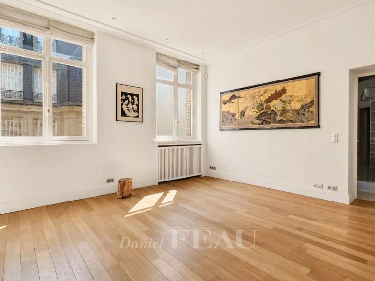 Appartement Paris 8e - 3 chambres - 166m²