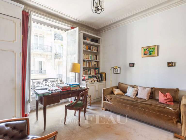 Appartement Paris 8e - 3 chambres - 130m²
