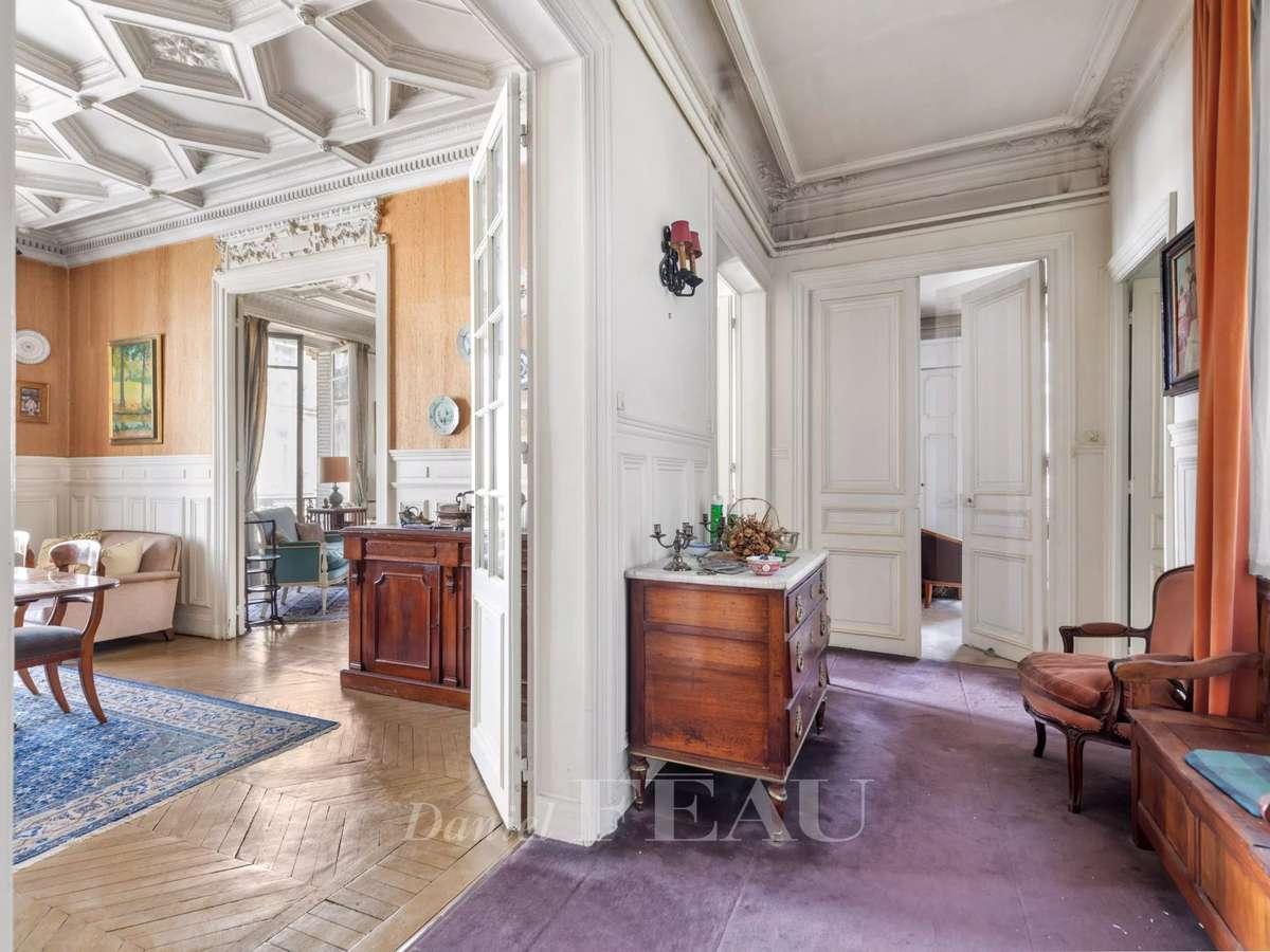 Apartment Paris 8e