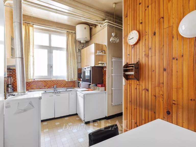Appartement Paris 8e - 3 chambres - 130m²