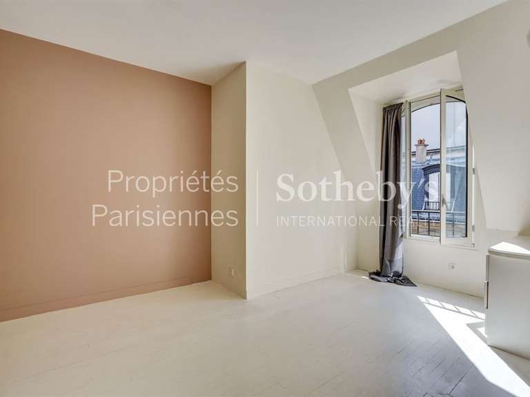Appartement Paris 8e - 3 chambres - 145m²