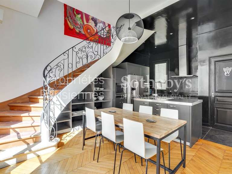 Appartement Paris 8e - 3 chambres - 145m²