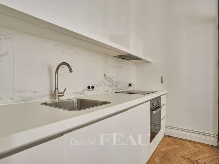 Appartement Paris 8e - 1 chambre - 74m²