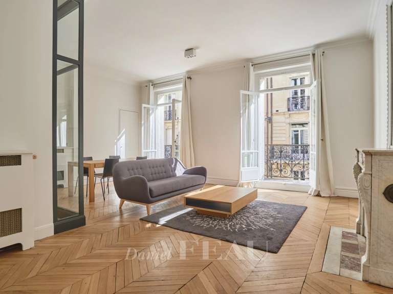 Appartement Paris 8e - 1 chambre - 74m²