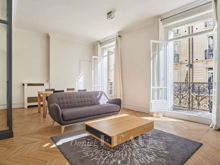 Appartement Paris 8e - 1 chambre - 74m²