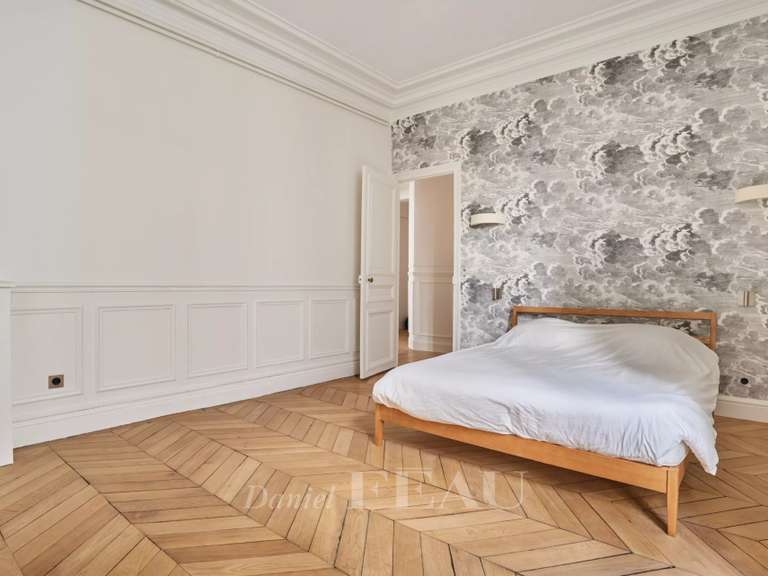 Appartement Paris 8e - 1 chambre - 74m²