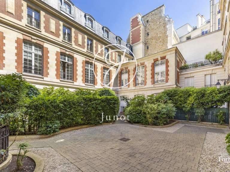Apartment Paris 8e - 2 bedrooms - 71m²