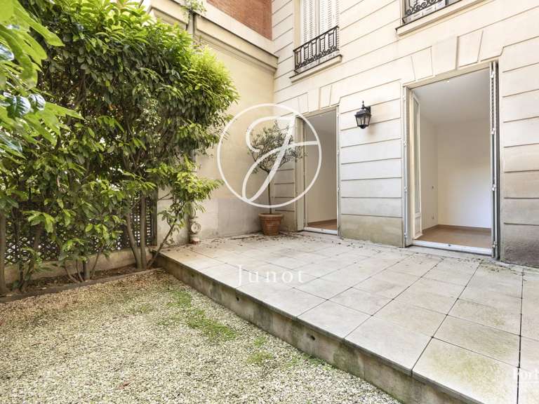 Apartment Paris 8e - 2 bedrooms - 71m²